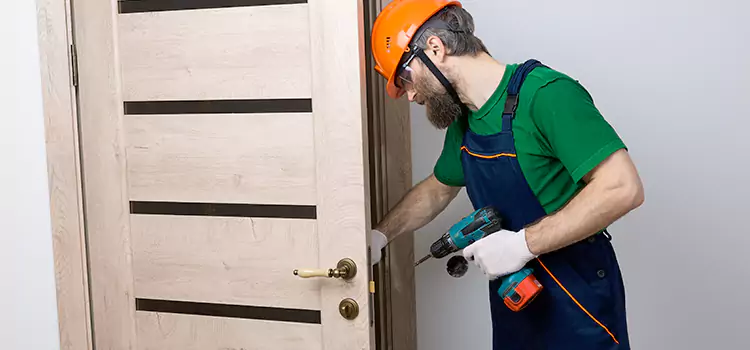 Replace Internal Door Handle with Lock Alamo